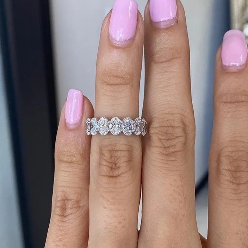 Oval Glow Full Band Multi-Tone Oval-Cut Paved Ring