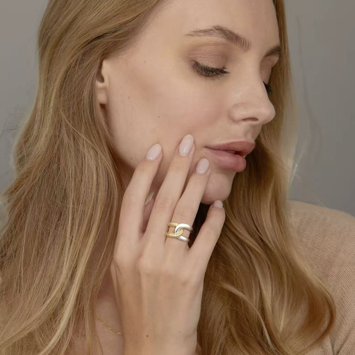 Intertwined Starburst Sterling Silver Diamond Double-Band Ring｜Two-Tone Texture for Daily Elegance