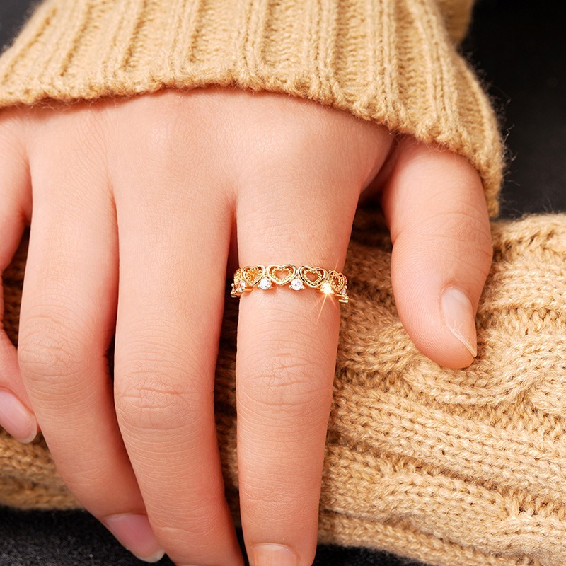 Heart Diamond Harmony 18K Gold Heart Pavé Ring Romantic Elegance on Your Fingertips