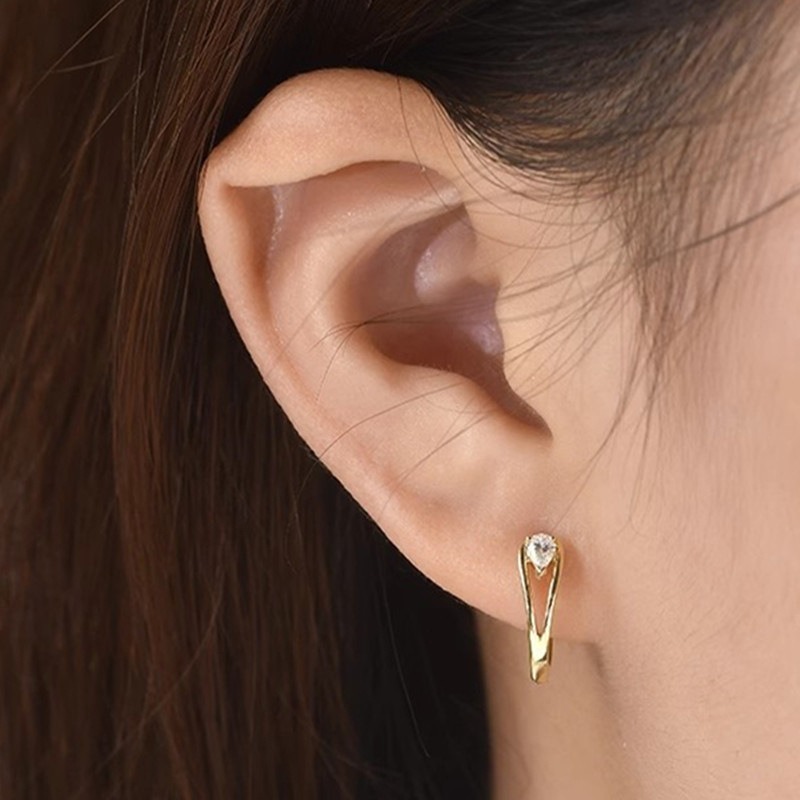 Luminous Double Arc 18K Gold Pear Diamond Huggie Earrings Minimalist Luxury at Your Ears（2PCS）