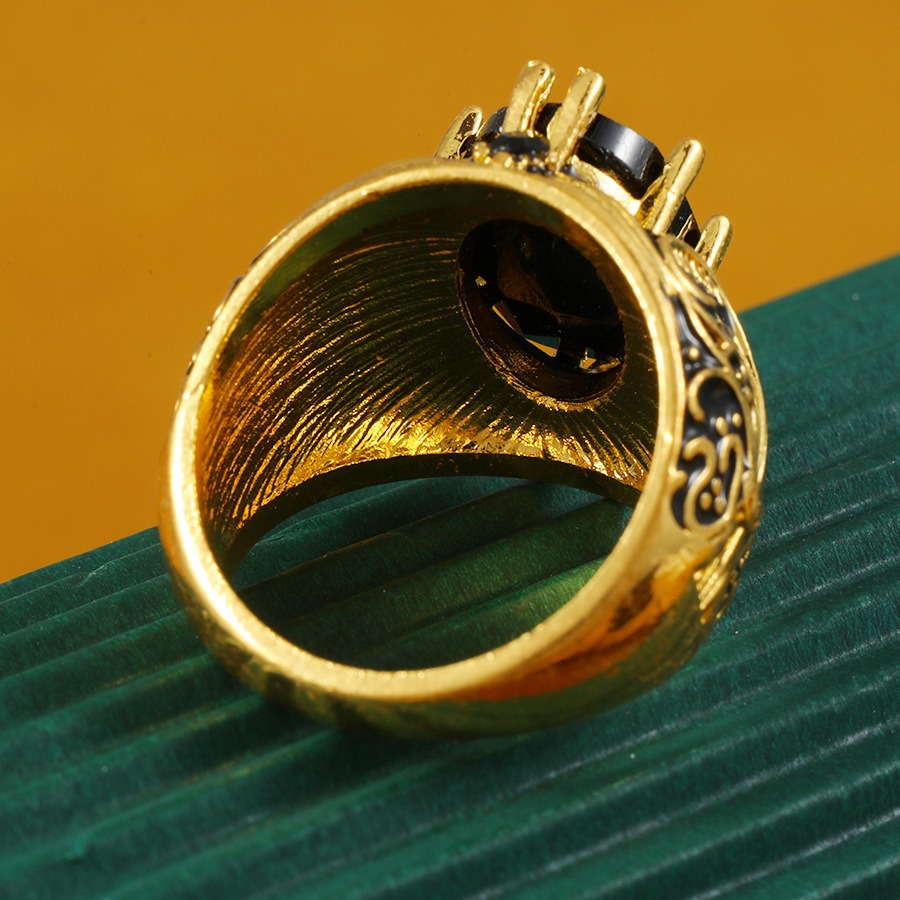 Black Gold Seal S925 Sterling Silver Gold-Plated Onyx Vintage Ring Noble Elegance at Your Fingertips