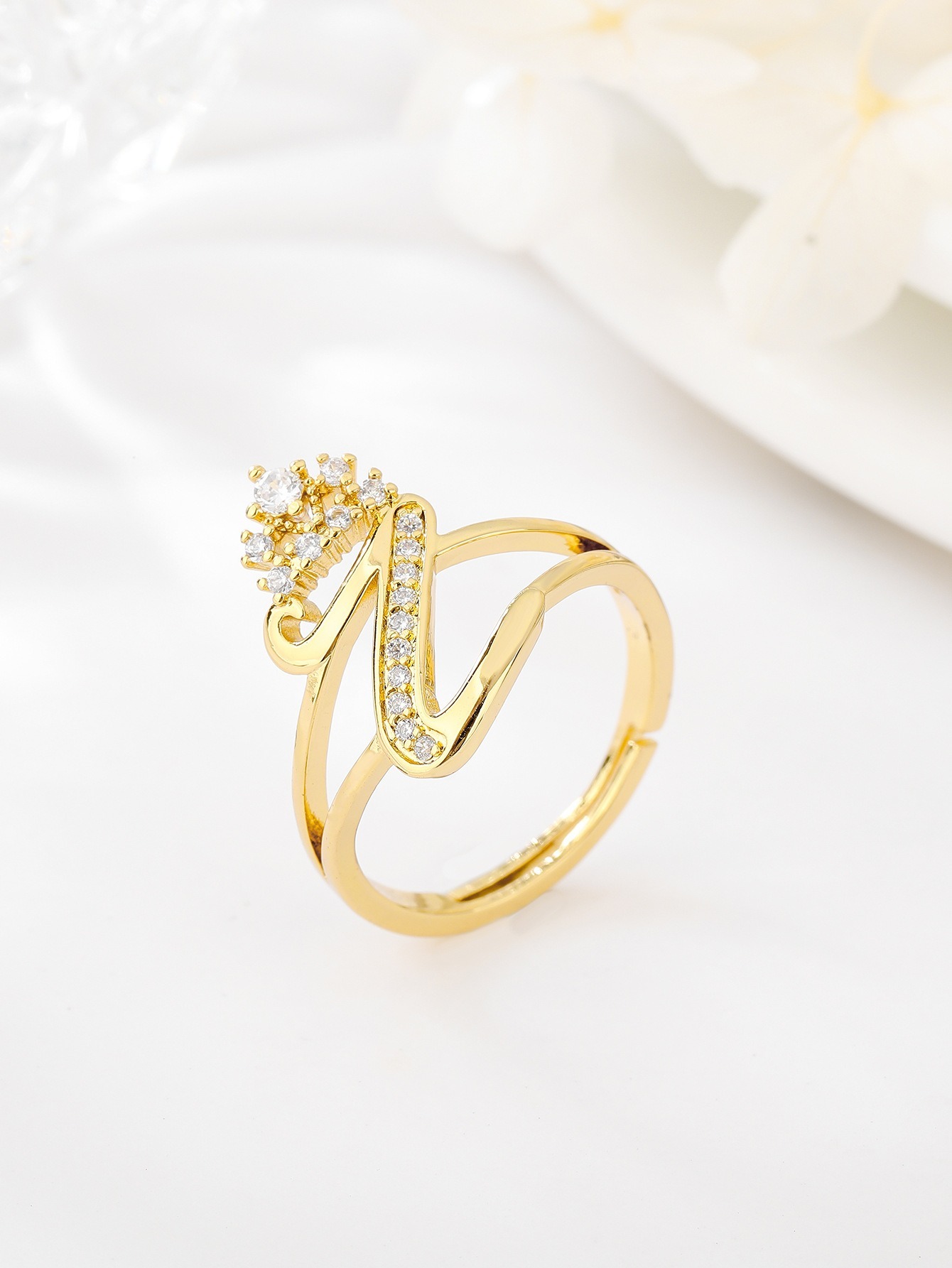 26 Letters Optional Crown Diamond-Encrusted Ring - Women's Light Luxury Personalized Letter Accessory