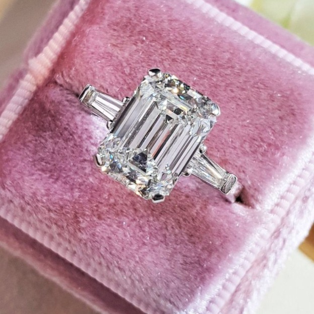 S925 Silver Emerald-Cut Diamond Light Luxury Ring