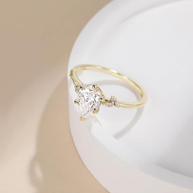 「Pear Vow」Vintage Milgrain Pear Cut Ring