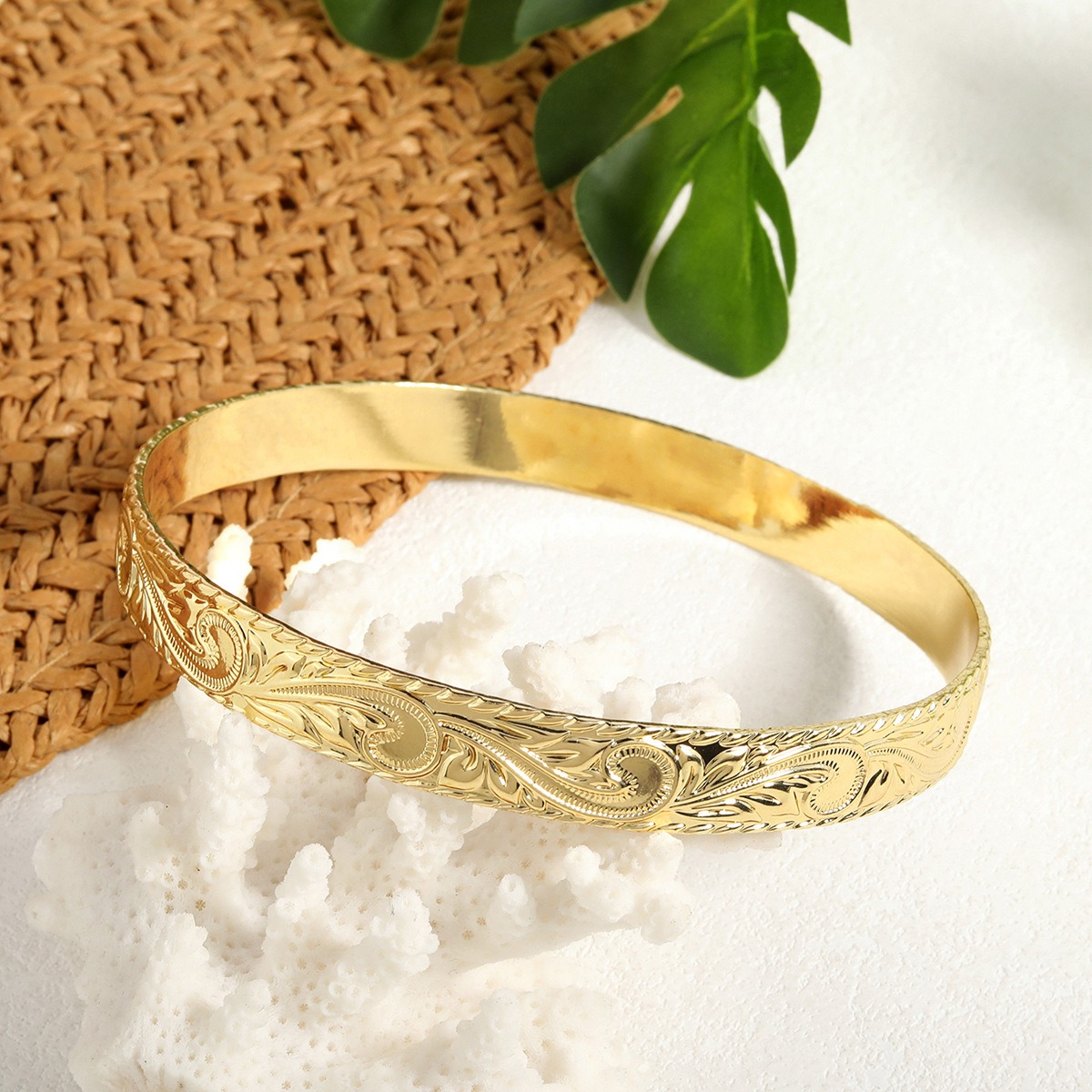 Vintage Paisley Engraved Bangle