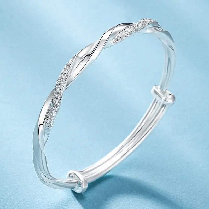 Infinite Eternity S925 Sterling Silver Frosted Mobius Strip Bracelet