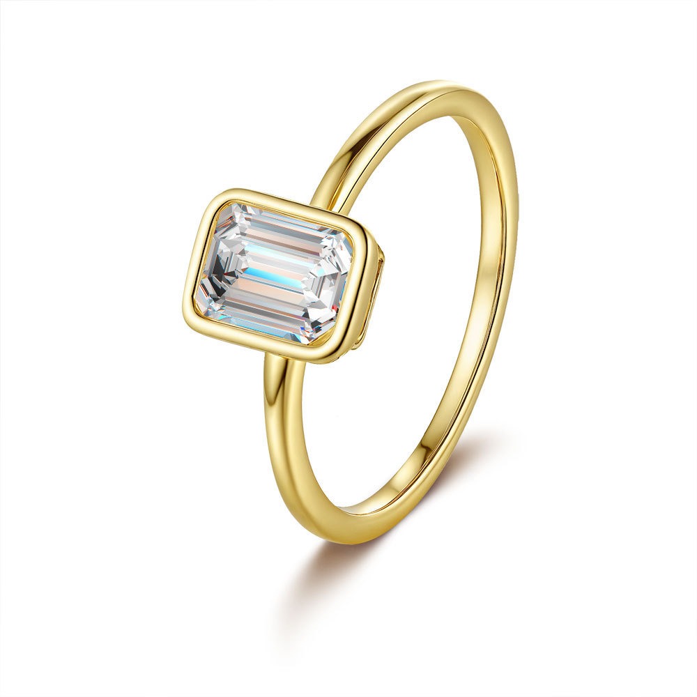 Square Court 18K Gold Rectangular Gemstone Ring