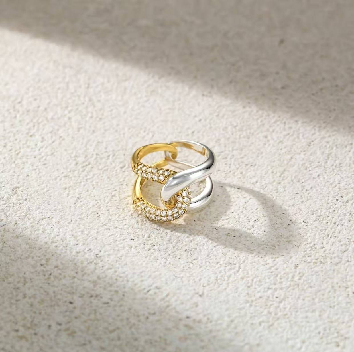 Intertwined Starburst Sterling Silver Diamond Double-Band Ring｜Two-Tone Texture for Daily Elegance