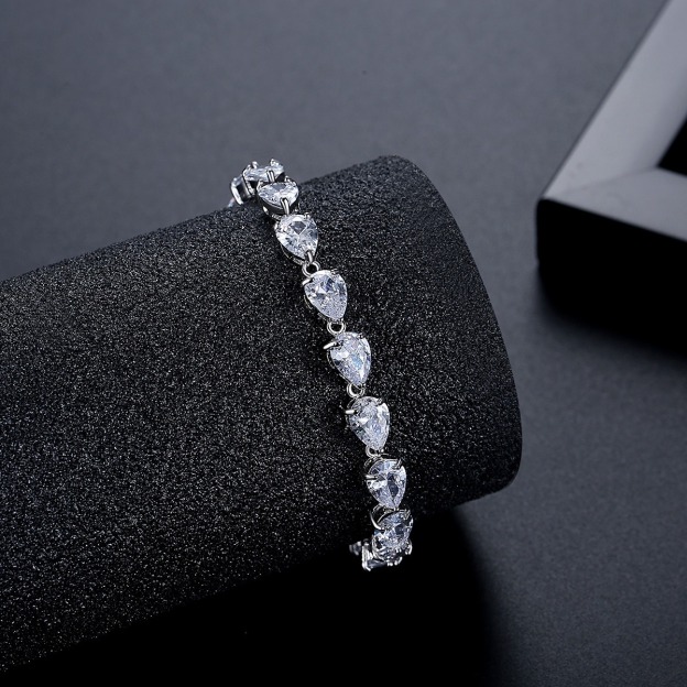 Moissanite Sterling Silver Bracelet｜Full-Circle Diamond Shine for Wrist Elegance（Free Shopping）