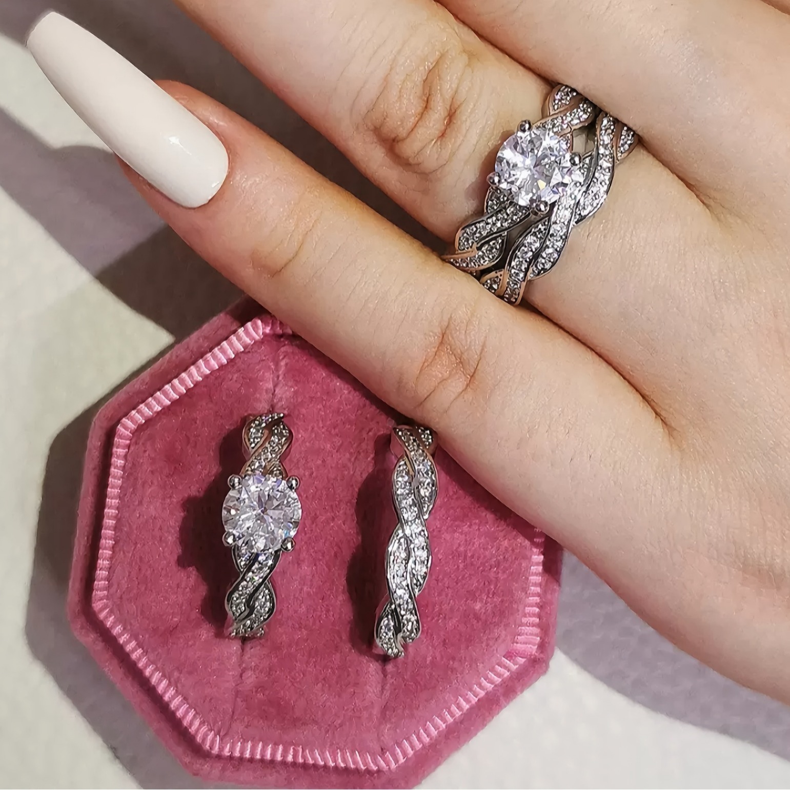 Wave Diamond Bond Two-Tone Full Pavé Wave Ring Set