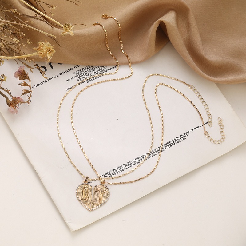 Couple's Religious Heart-Shaped Puzzle Necklace - Gold Diamond-Encrusted Christian Faith Accessory