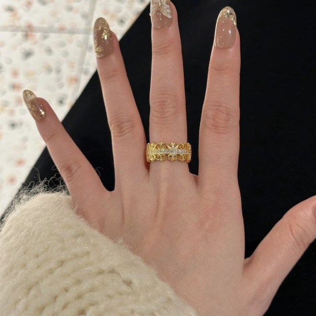 Golden Filigree Blossom 18K Gold Vintage Openwork Filigree Pavé Diamond Wide Band Ring