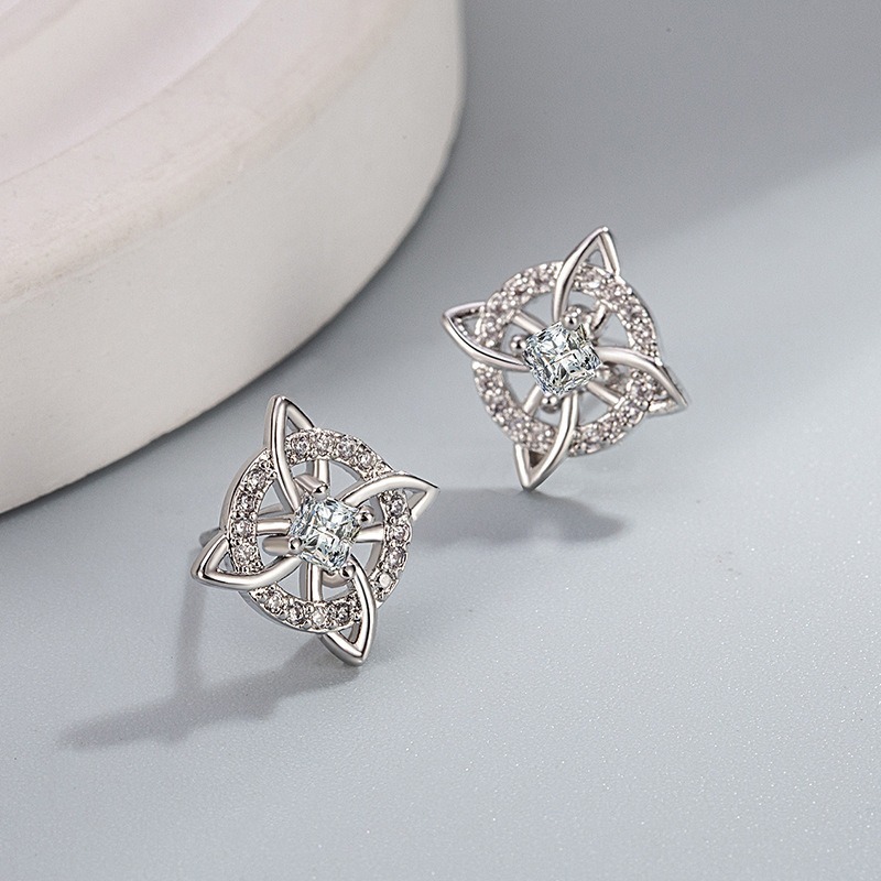 Double-Layer Diamond-Paved Four-Leaf Earrings - S925 Silver Light Luxury Delicate Earrings European