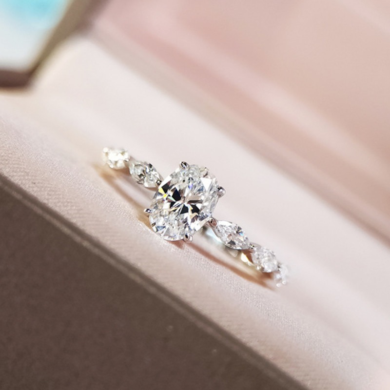 「Oval Glow」S925 Sterling Silver Oval Cut Pavé Ring