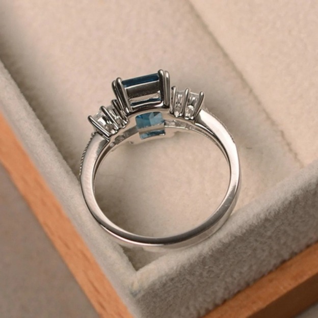  S925 Sterling Silver Emerald-Cut Blue Gemstone Ring