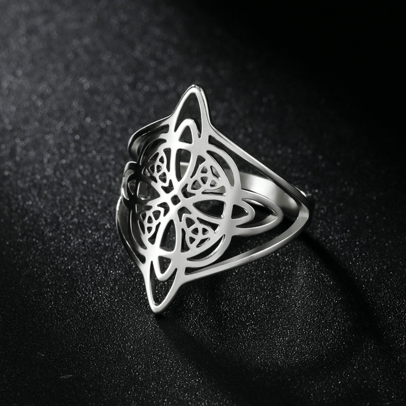 Celtic Witch Knot Openwork Ring 18K Gold-Plated/Titanium Steel Vintage Totem Band