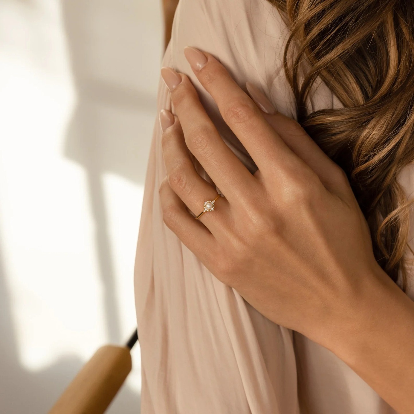 18K Gold / 18K White Gold Pearl Diamond Ring