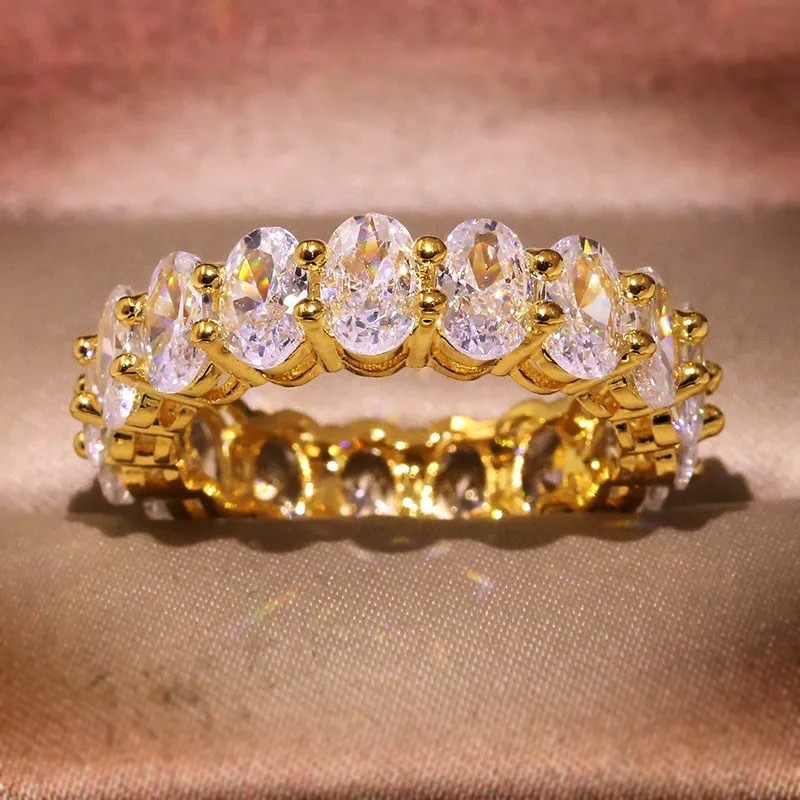 Oval Glow Full Band Multi-Tone Oval-Cut Paved Ring