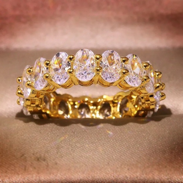 Oval Glow Full Band Multi-Tone Oval-Cut Paved Ring