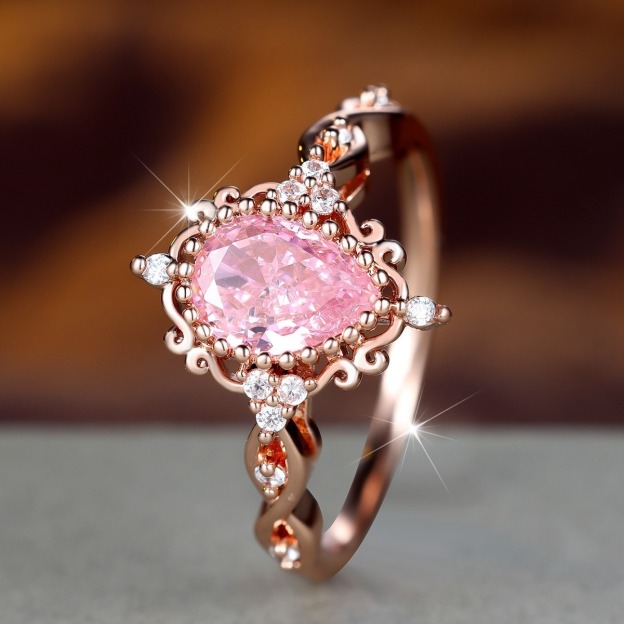 Pink Diamond Dream 18K Rose Gold Vintage Court Ring｜Pear-Cut Center Stone for Elegant Romance