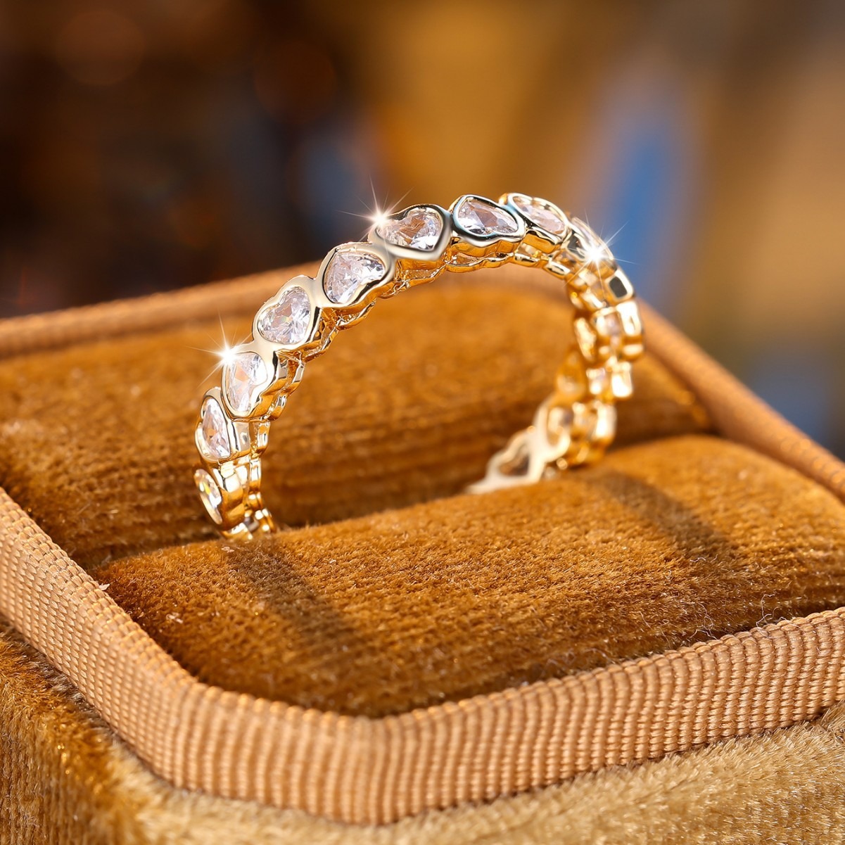 Eternal Heart Eternity Band S925 Sterling Silver Gold-Plated Full Heart-Cut Diamond Ring