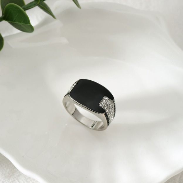 18K Gold Black Onyx Signet Ring | Classic Geometric Men’s Ring