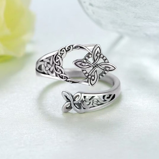 Witch’s Knot S925 Silver Celtic Knot Protection Ring｜Hollowed Tangled Mystic Guardian
