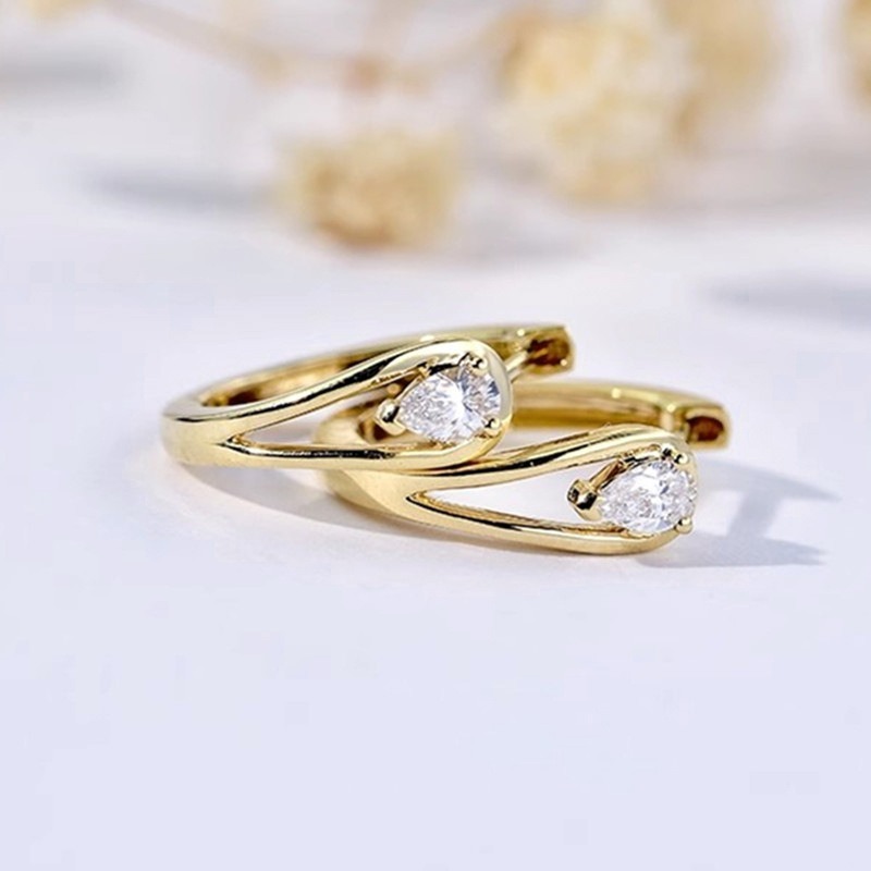 Luminous Double Arc 18K Gold Pear Diamond Huggie Earrings Minimalist Luxury at Your Ears（2PCS）