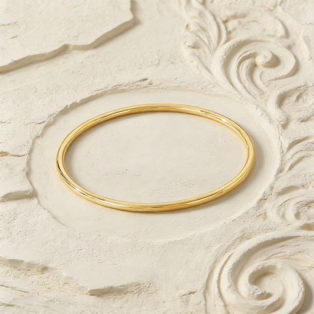 Minimalist Thin Gold Bangle Bracelet