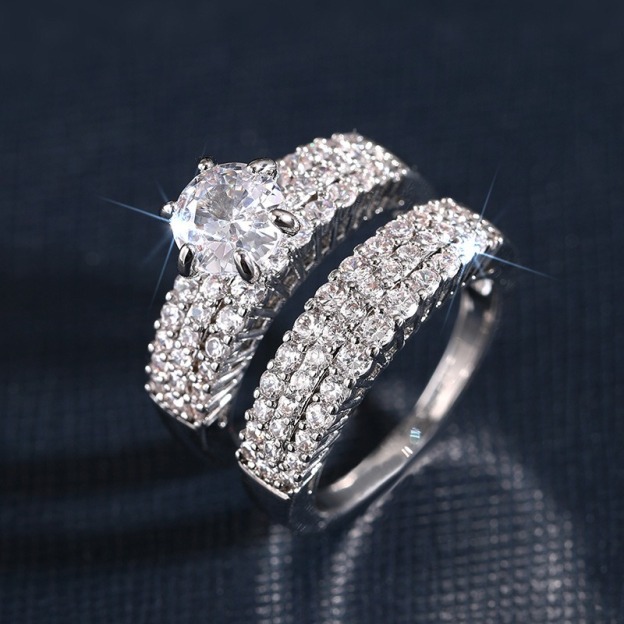 Luxury Moissanite Gold Ring Set | Center Stone & Pave Band Duo