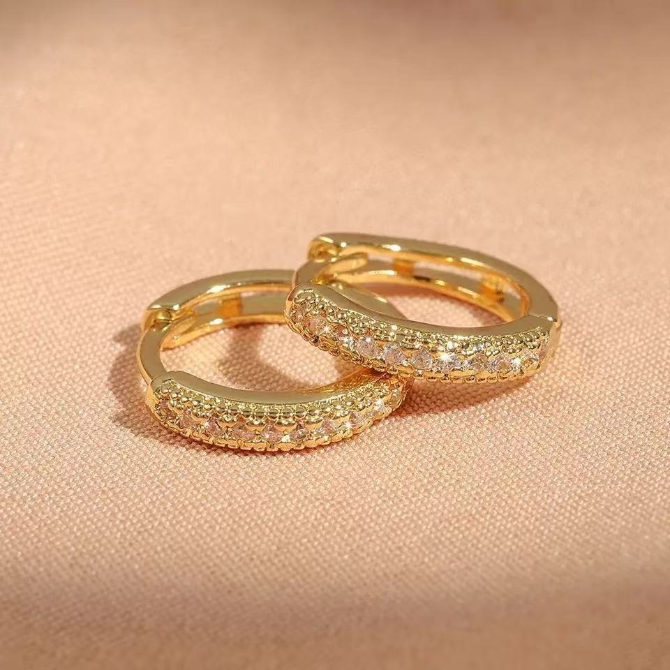 Pavé Stack Trio S925 Sterling Silver Multi-Size Huggie Earrings Layered Elegance at Your Ears