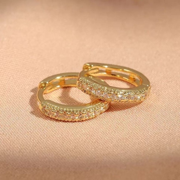 Pavé Stack Trio S925 Sterling Silver Multi-Size Huggie Earrings Layered Elegance at Your Ears