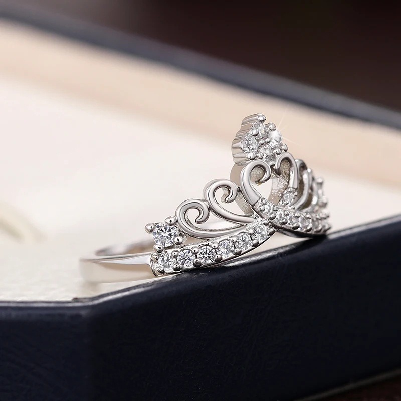 Crown of the Heart Sparkling Ring