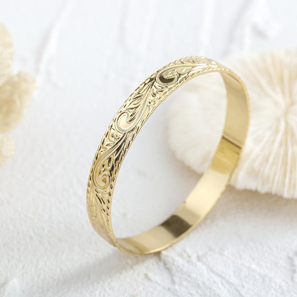 Vintage Paisley Engraved Bangle