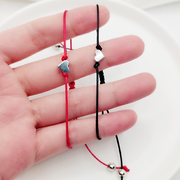 Heart String Bonding Heart Red & Black Cord Couple Bracelet Eternal Companionship on Your Wrist