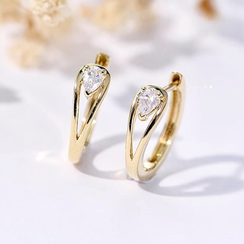 Luminous Double Arc 18K Gold Pear Diamond Huggie Earrings Minimalist Luxury at Your Ears（2PCS）