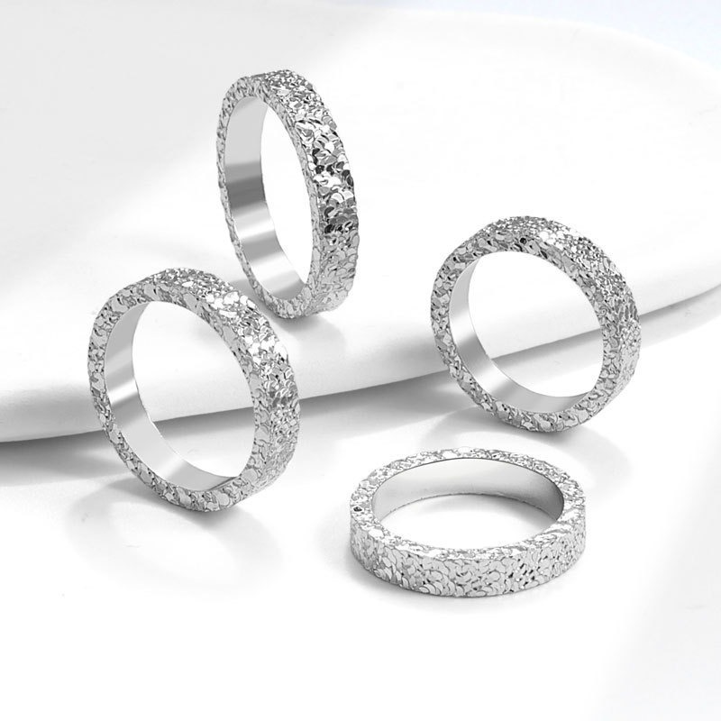 「Hammered Glow」Handcrafted Textured Band Ring