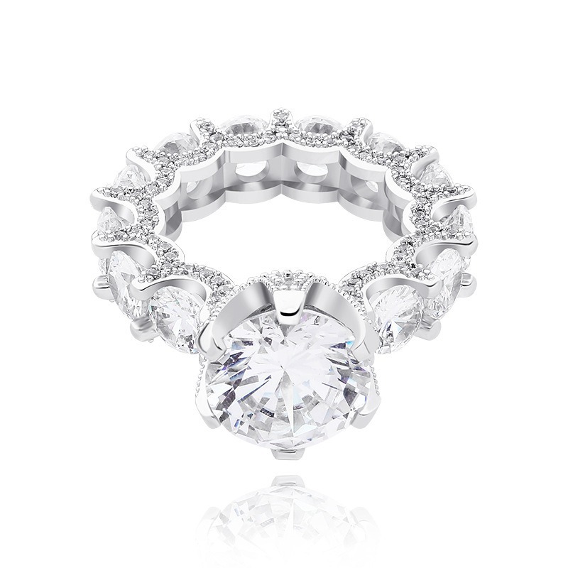 Shining Full-Diamond Central Stone Ring