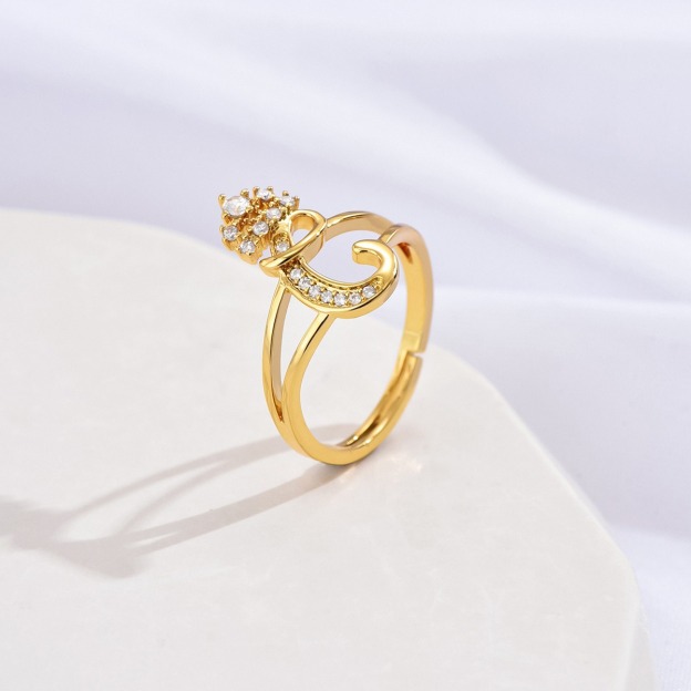 26 Letters Optional Crown Diamond-Encrusted Ring - Women's Light Luxury Personalized Letter Accessory