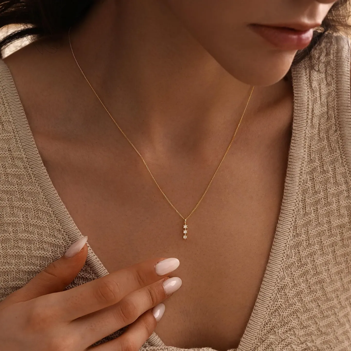 3 Tiny Diamond Necklace