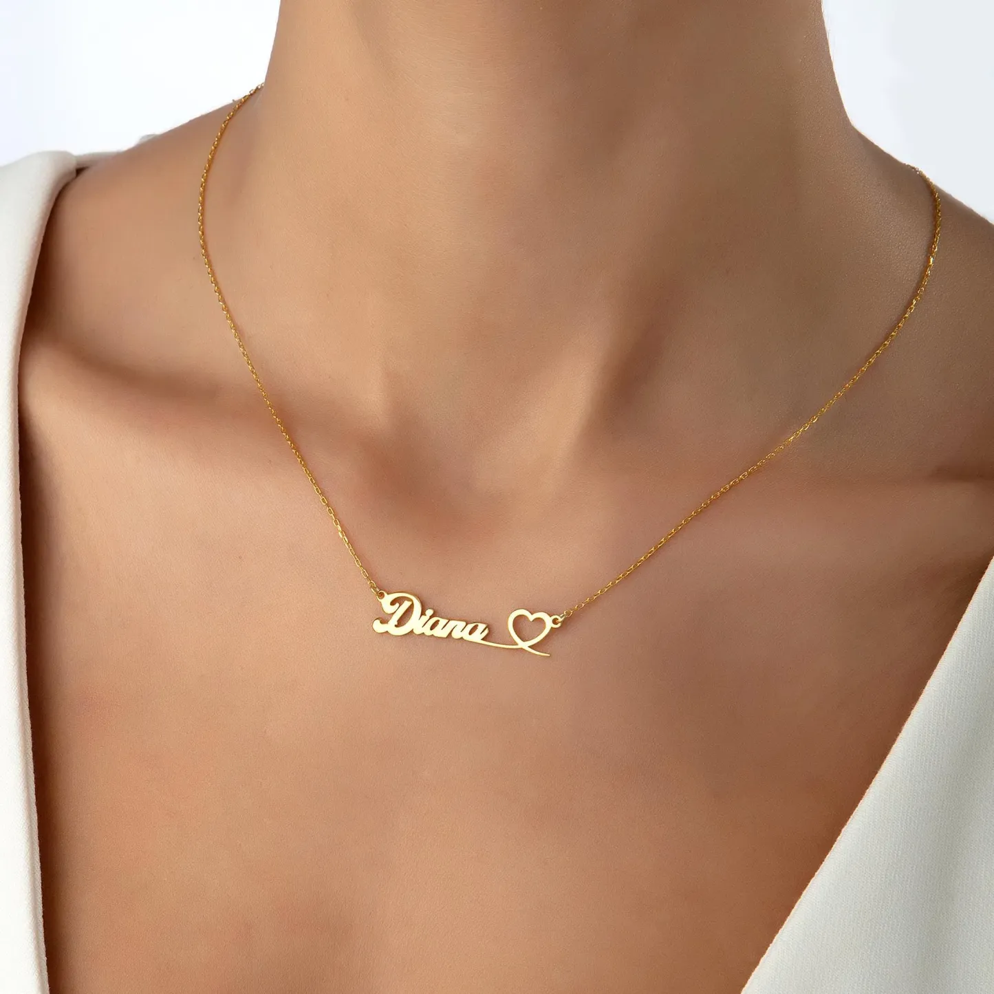 Personalized Elegant Name Necklace with Heart