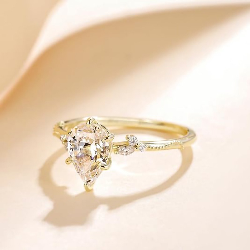 「Pear Vow」Vintage Milgrain Pear Cut Ring