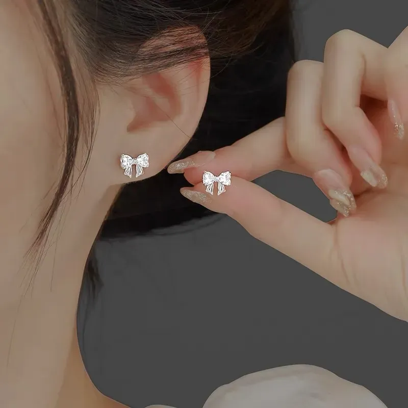 Bow Stud Earrings (2 Pcs)