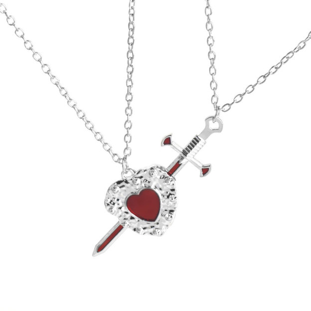 Dark-Style Sword-Through-Heart Niche Necklace