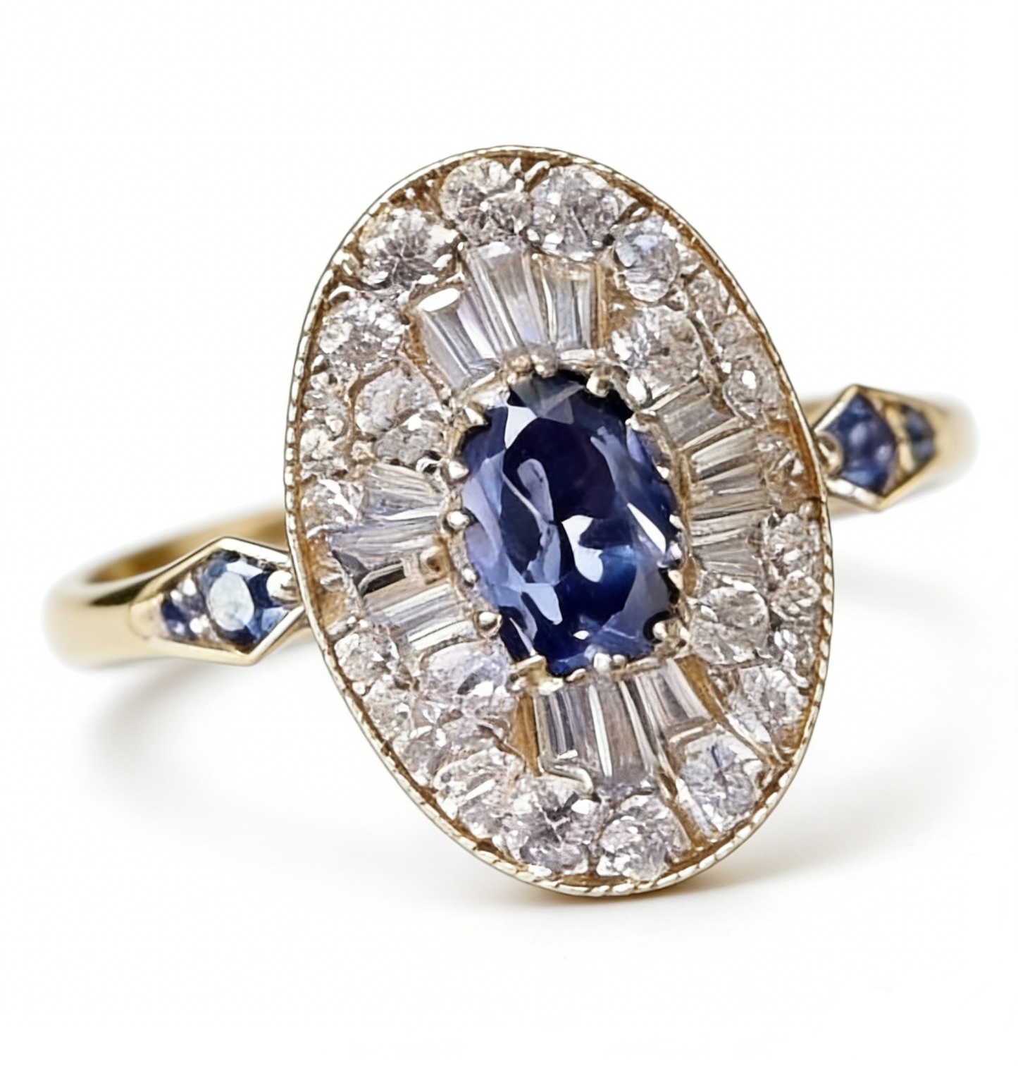 Sapphire Legacy 18K Gold Vintage Halo Sapphire Diamond Ring Timeless Elegance at Your Fingertips