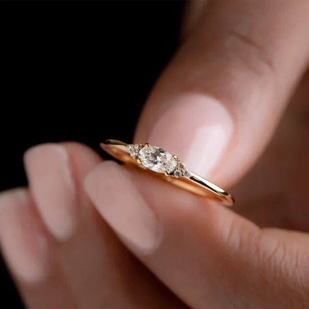 Choosing Peace Minimal Oval Cut Ring