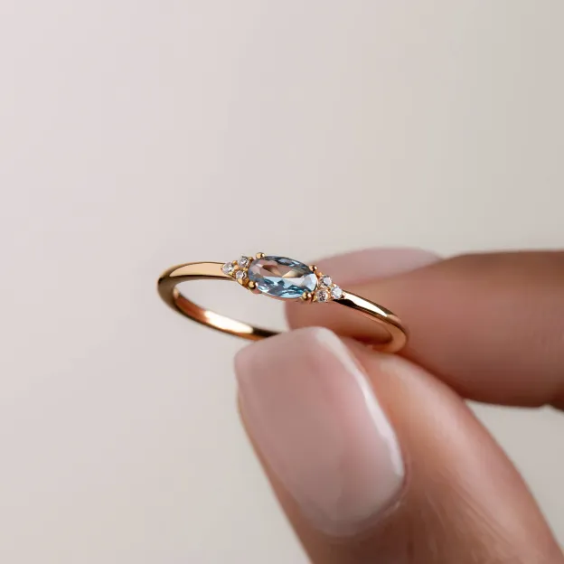 Choosing Peace Minimal Oval Cut Ring