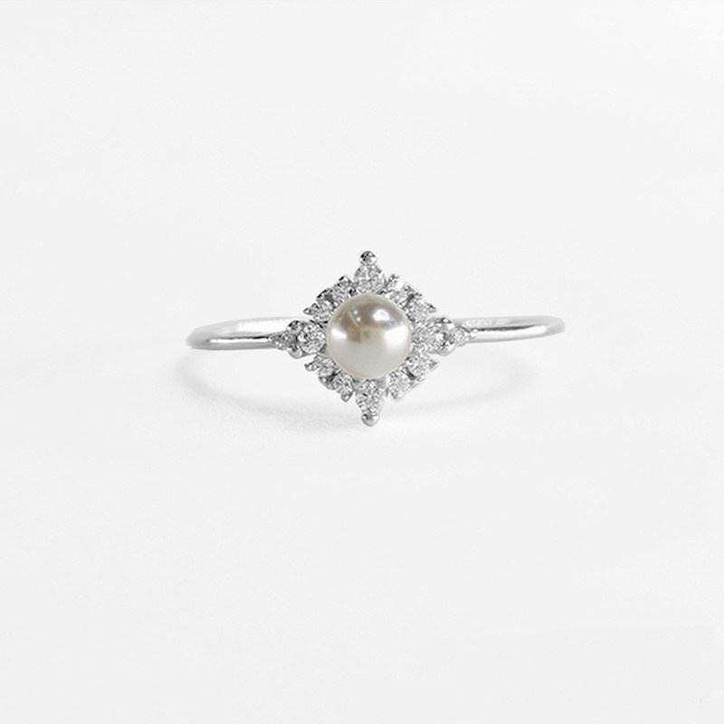 18K Gold / 18K White Gold Pearl Diamond Ring