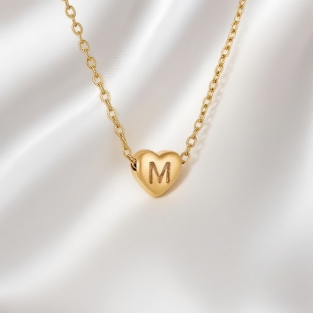  26 Letters Optional Heart Necklace - Women's Light Luxury Romantic Heart-Shaped Letter Accessory