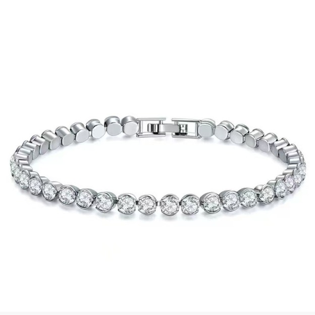 「Timeless Classic」Solitaire Tennis Bracelet
